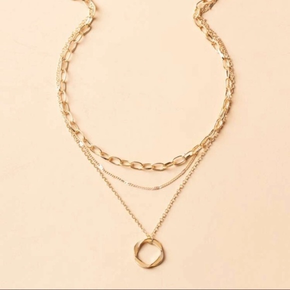 GOLD layered circle pendant necklace - Picture 2 of 4